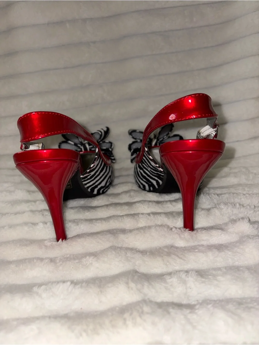 J.Renee Red Slingback Heels with Black & White Zebra Bow 8M